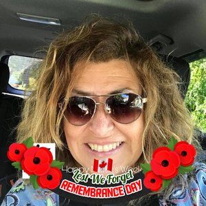 Meet your Posher, Lisa